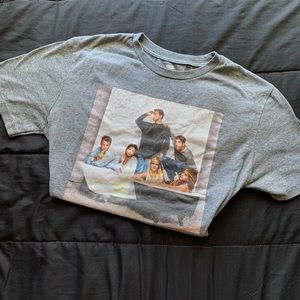 FRIENDS T-SHIRT